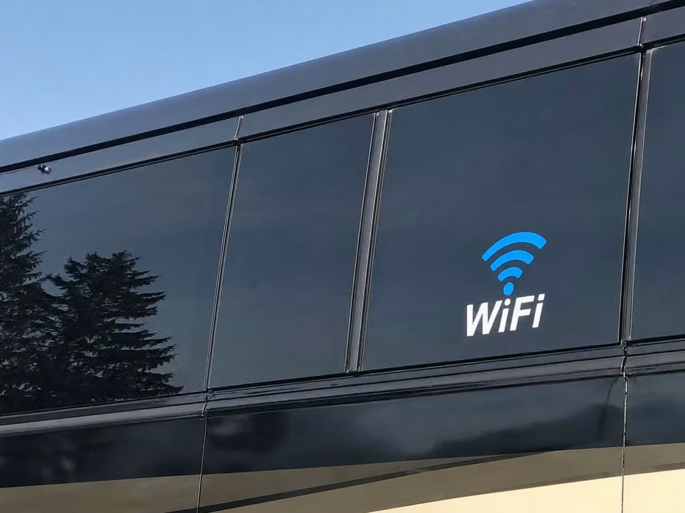 desert hot springs 18 passenger minibus wifi