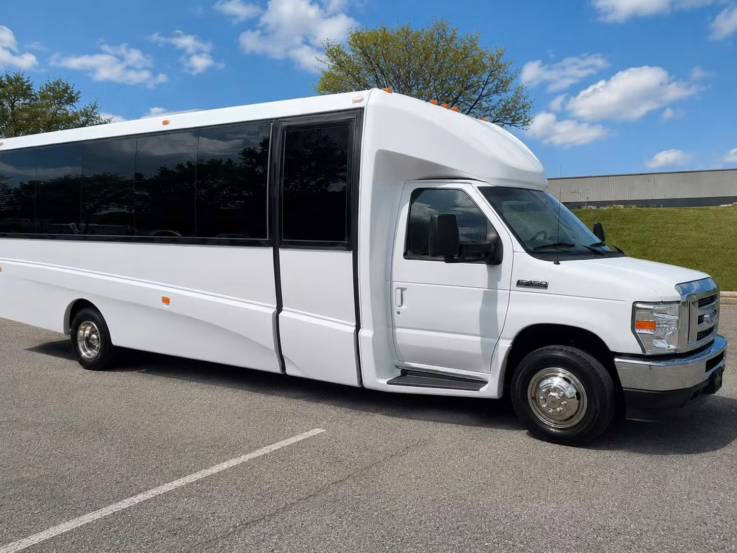 desert hot springs 20 passenger minibus rental