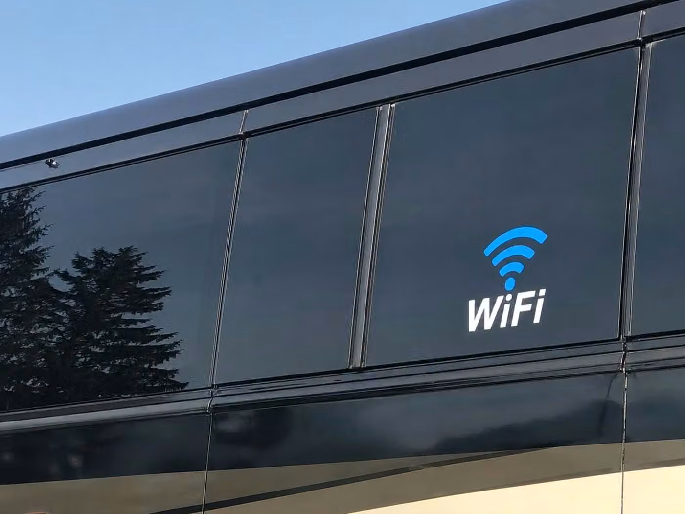 desert hot springs 20 passenger minibus wifi