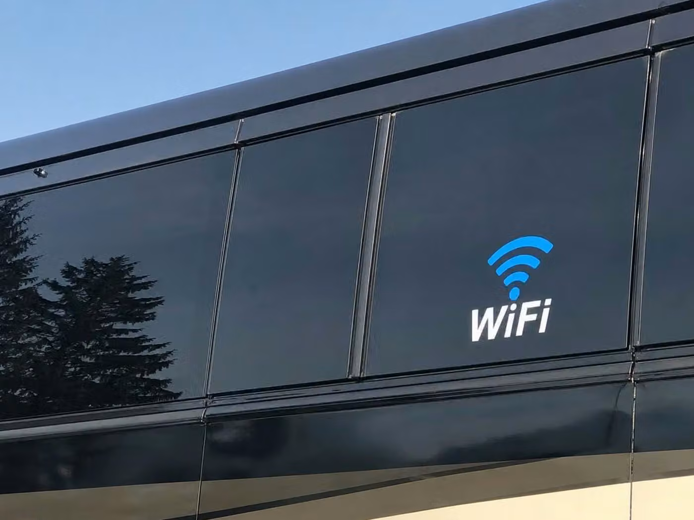 desert hot springs 25 passenger minibus wifi