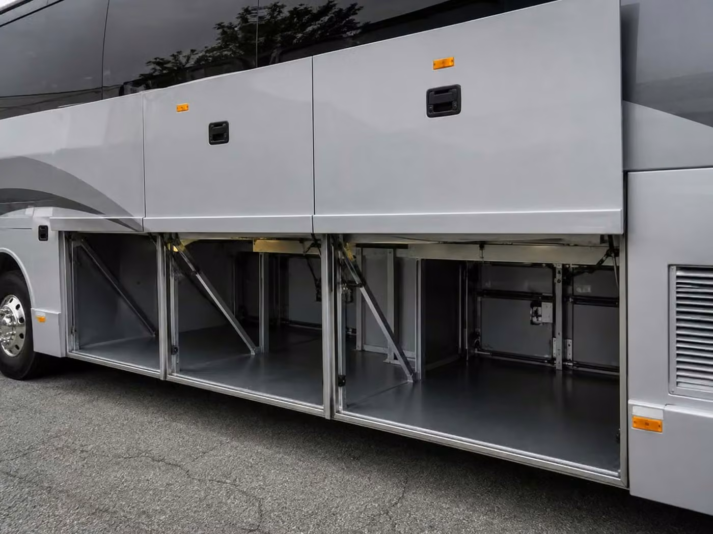 desert hot springs 56 passenger charter bus luggage bays